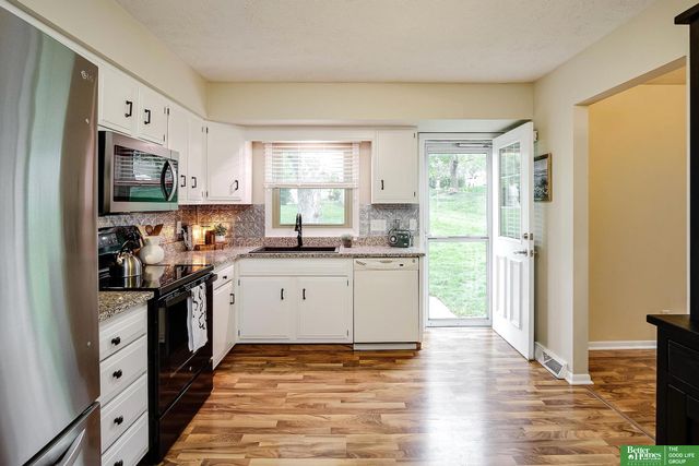 2306 S 119th Court, Omaha, NE 68144