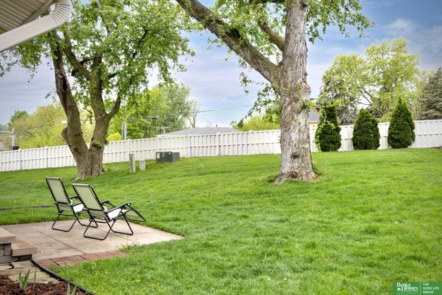 2306 S 119th Court, Omaha, NE 68144
