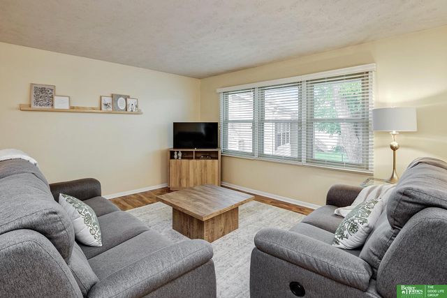 2306 S 119th Court, Omaha, NE 68144