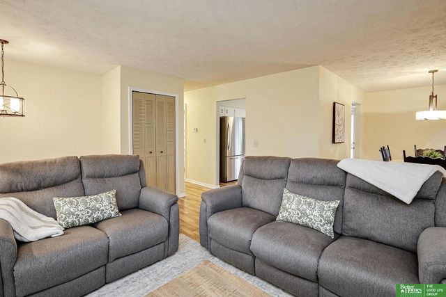 2306 S 119th Court, Omaha, NE 68144