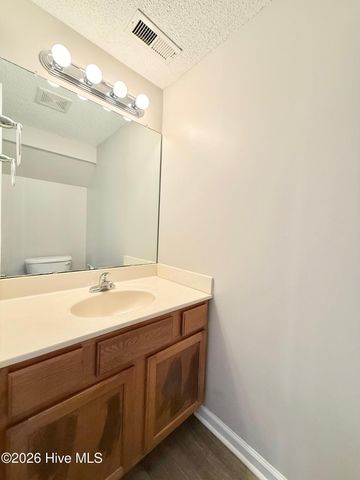 205 Palace Circle, Jacksonville, NC 28546