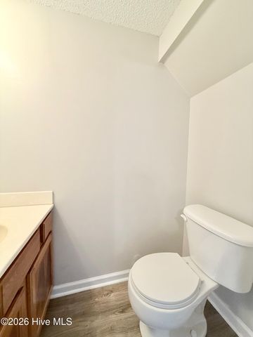 205 Palace Circle, Jacksonville, NC 28546