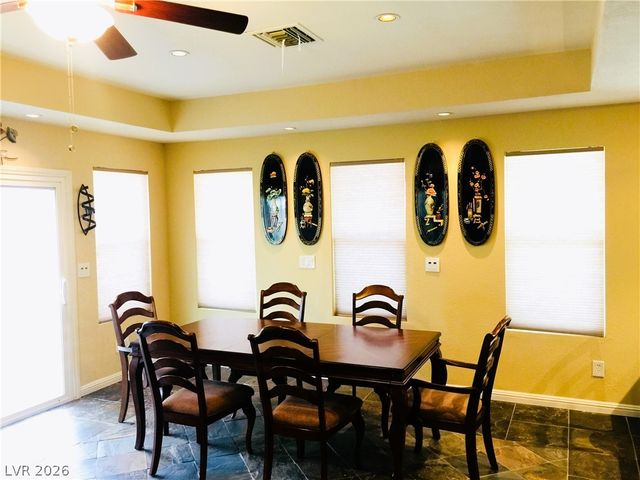 6354 Whippoorwill, Las Vegas, NV 89103