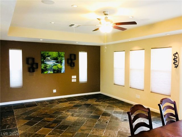 6354 Whippoorwill, Las Vegas, NV 89103