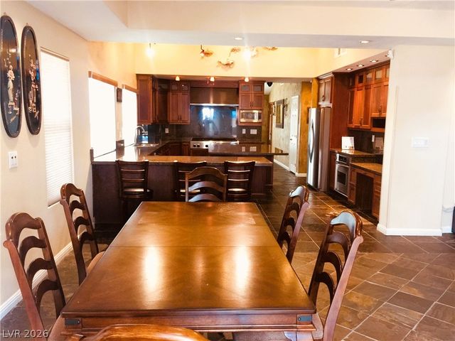 6354 Whippoorwill, Las Vegas, NV 89103