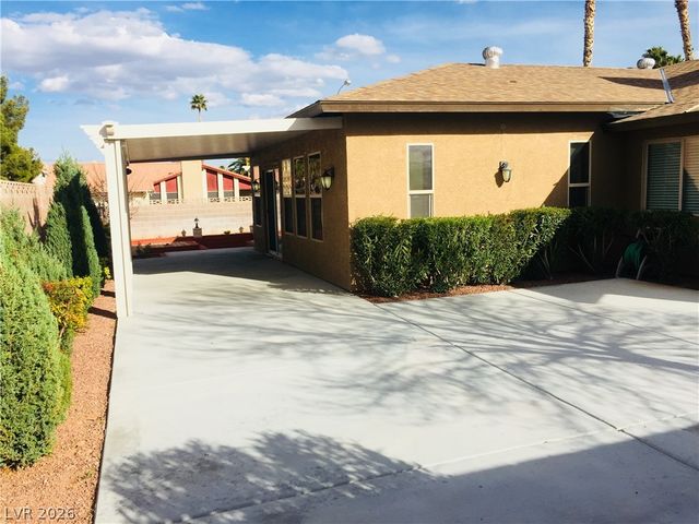 6354 Whippoorwill, Las Vegas, NV 89103