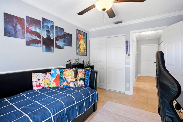 204 Meadows Drive, Boynton Beach, FL 33436