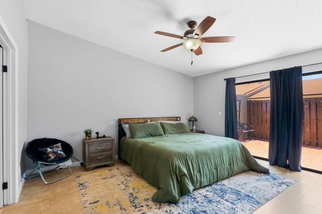 204 Meadows Drive, Boynton Beach, FL 33436