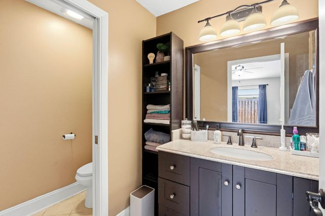 204 Meadows Drive, Boynton Beach, FL 33436