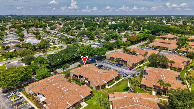 204 Meadows Drive, Boynton Beach, FL 33436