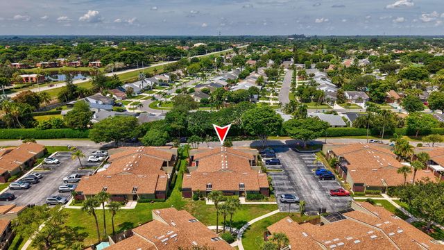 204 Meadows Drive, Boynton Beach, FL 33436
