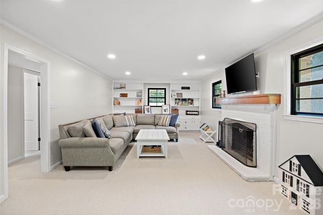 3724 Champaign Street, Charlotte, NC 28210