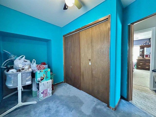 301 8th St NW, Minot, ND 58703