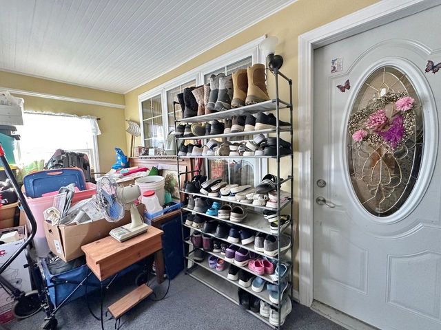 301 8th St NW, Minot, ND 58703