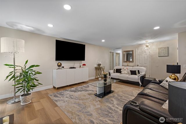 4407 62nd Street NW, Gig Harbor, WA 98335