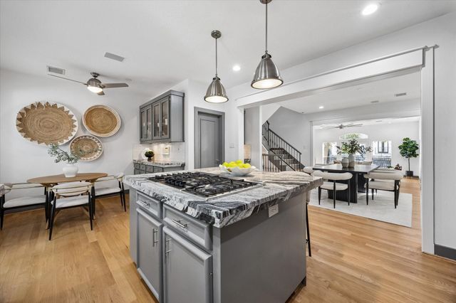6406 Rodrigo Street B, Houston, TX 77007