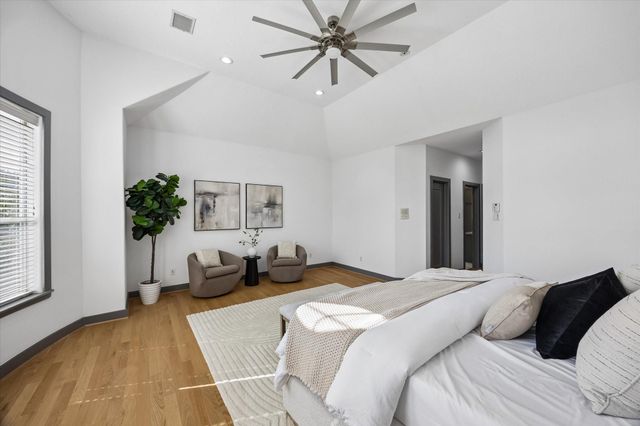 6406 Rodrigo Street B, Houston, TX 77007