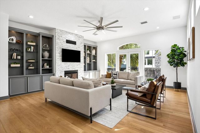 6406 Rodrigo Street B, Houston, TX 77007