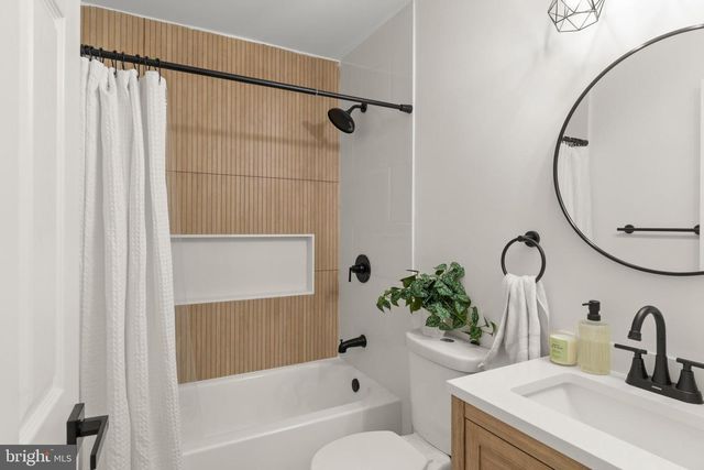 210 RUTTER AVE, Egg Harbor Township, NJ 08234