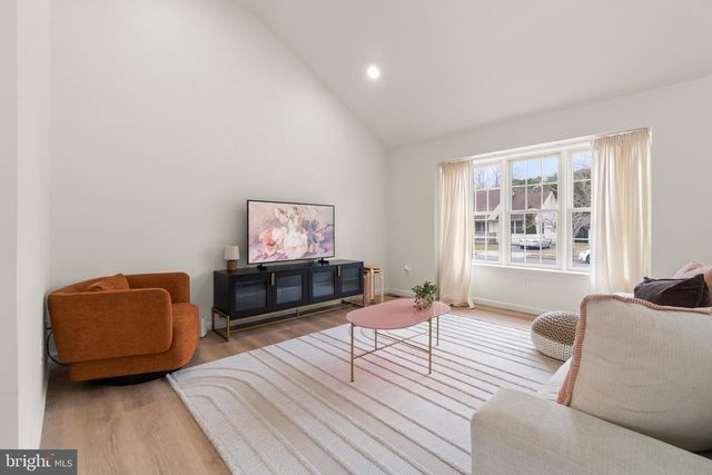 210 RUTTER AVE, Egg Harbor Township, NJ 08234