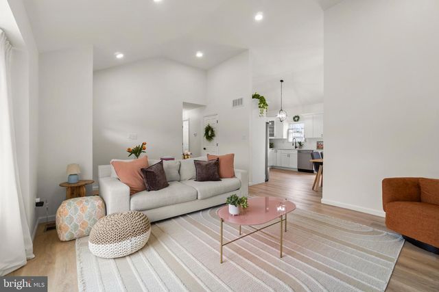 210 RUTTER AVE, Egg Harbor Township, NJ 08234