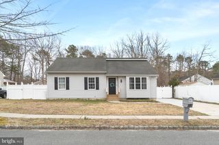 210 RUTTER AVE, Egg Harbor Township, NJ 08234