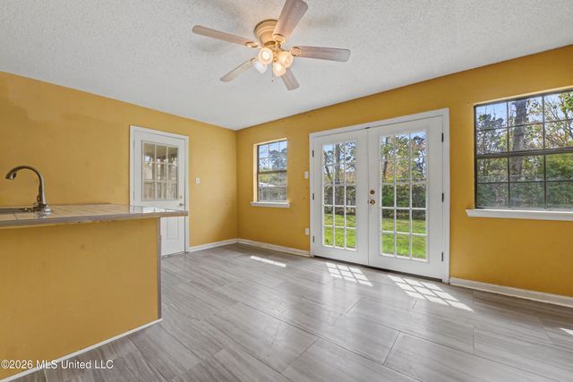 117 Mary Ellen Drive, D'iberville, MS 39540