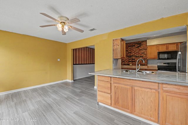 117 Mary Ellen Drive, D'iberville, MS 39540