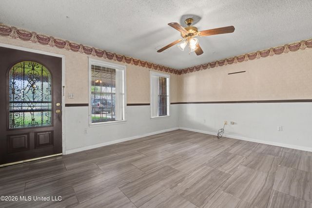 117 Mary Ellen Drive, D'iberville, MS 39540