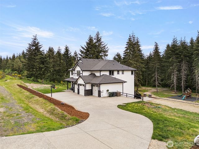 621 Tiedman Road NW, Lakebay, WA 98349