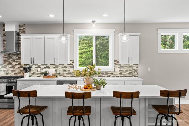 621 Tiedman Road NW, Lakebay, WA 98349