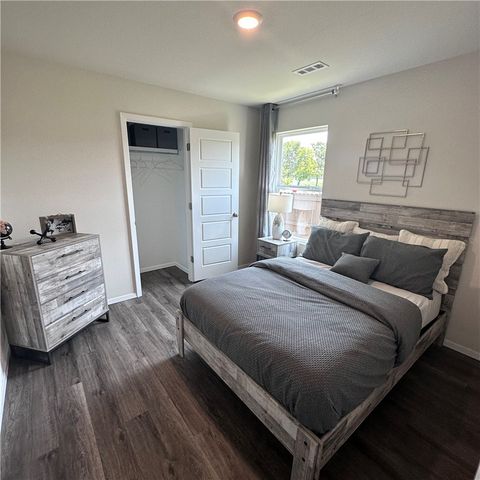 943 Hilda Lane, Elkins, AR 72727