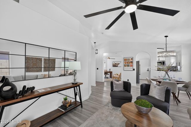 4834 W KERRY Lane, Glendale, AZ 85308