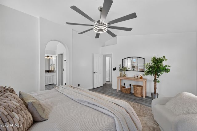 4834 W KERRY Lane, Glendale, AZ 85308