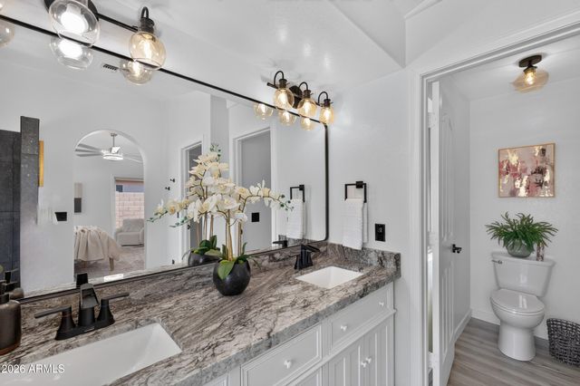 4834 W KERRY Lane, Glendale, AZ 85308