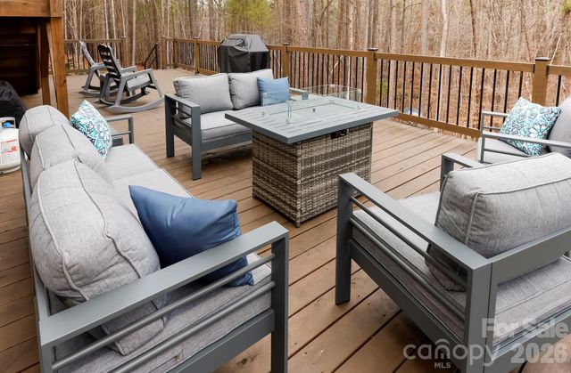 203 Burnt Chimney Lane, Rutherfordton, NC 28139