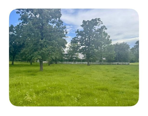8112 County Road 146, Bedias, TX 77831