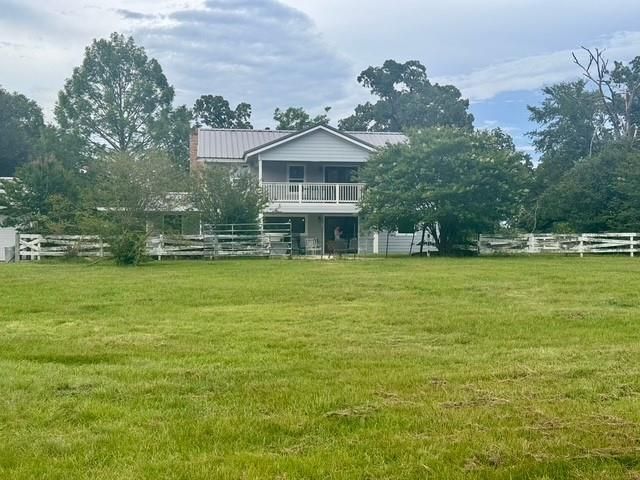8112 County Road 146, Bedias, TX 77831