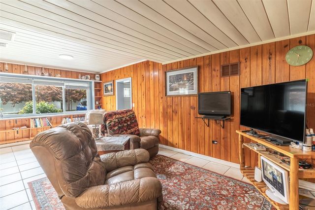 1645 HUNTINGTON STREET, Lakeland, FL 33801
