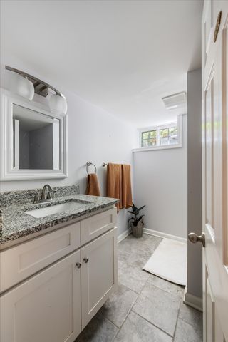 727 Woodmere Dr, Nashville, TN 37217