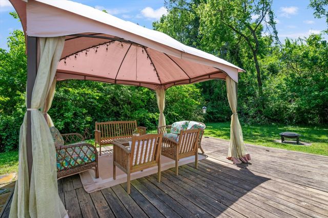 727 Woodmere Dr, Nashville, TN 37217