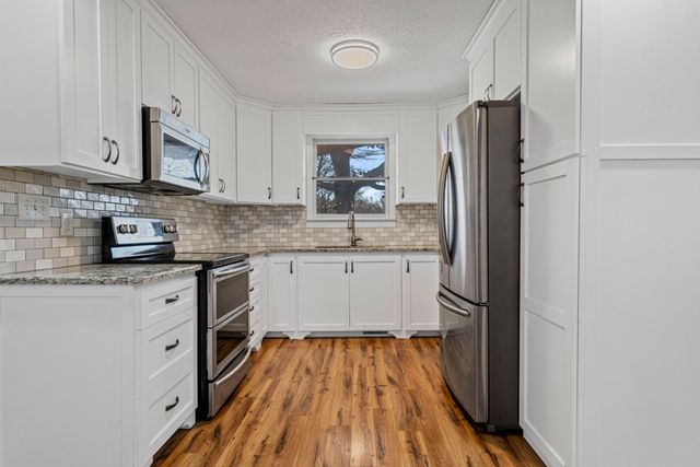 6483 Dogwood Dr, Greenbrier, TN 37073