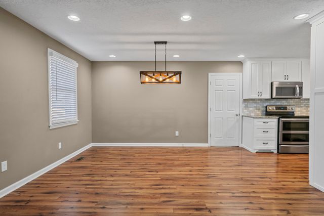 6483 Dogwood Dr, Greenbrier, TN 37073