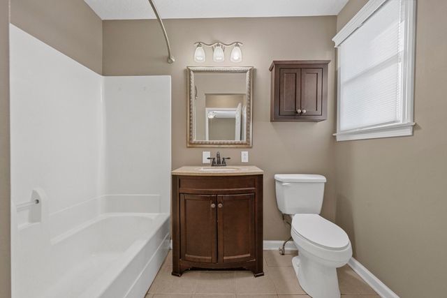 6483 Dogwood Dr, Greenbrier, TN 37073