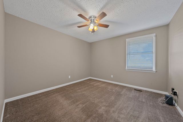 6483 Dogwood Dr, Greenbrier, TN 37073