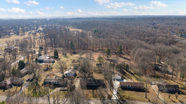 6483 Dogwood Dr, Greenbrier, TN 37073