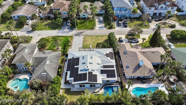 121 32ND Avenue S, Jacksonville Beach, FL 32250