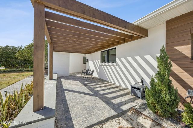 121 32ND Avenue S, Jacksonville Beach, FL 32250