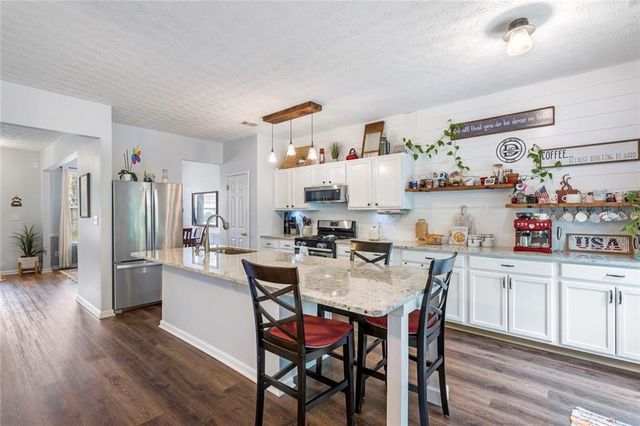 3713 Verde Glen Lane, Cumming, GA 30040