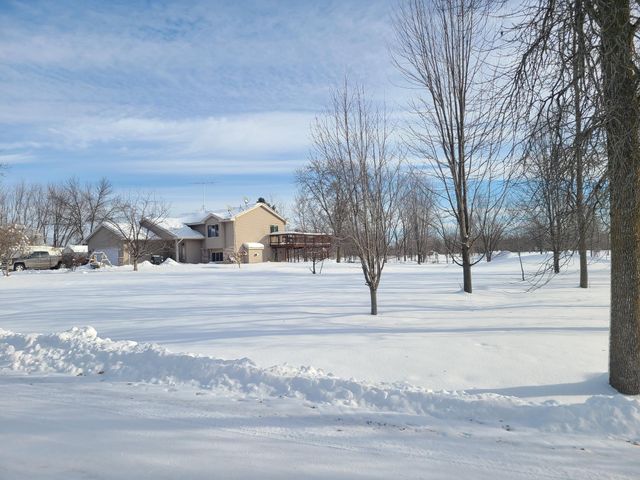 18344 N Lake Lane, Pine City, MN 55063